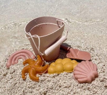 Silicone Bucket and Spade with 4 moulds (6 piece)
